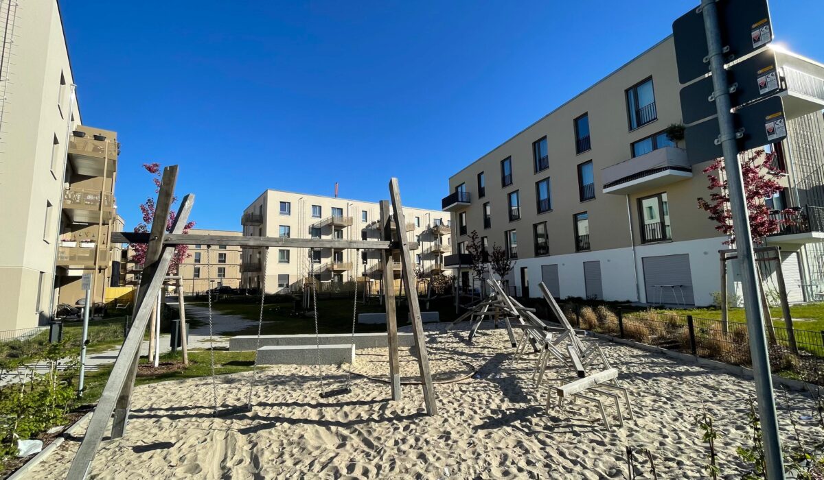UCB Rot Buckow eG Buckower Felder Spielplatz
